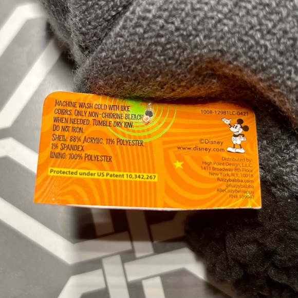 DISNEY MICKEY MOUSE VAMPIRE WOMEN'S SLIPPERS SOCKS WITH GRIPPERS - Picture 4 of 5